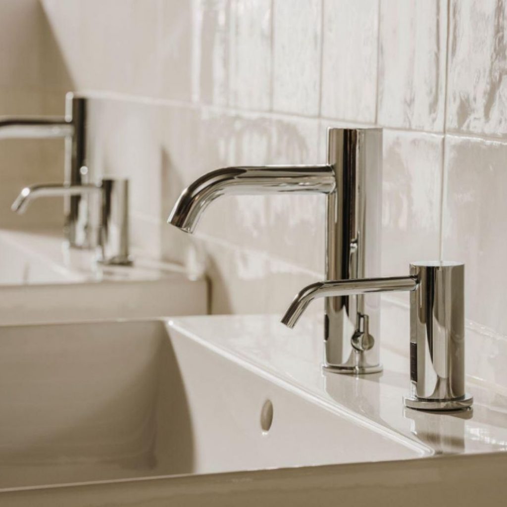 GRIFERÍA COLECCIÓN ONA